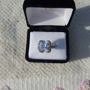 Halo 925 silver cubic zirconia ring